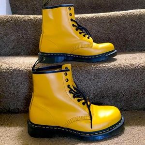 Dr. Marten / Doc Marten Size 10 Yellow 1460 Combat Boots - Smooth Leather